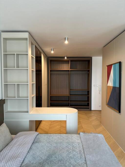Luxe Near The Airport * Praha